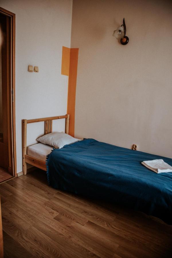 Cozy And Cheap Room In Old Town Krasków Exteriör bild